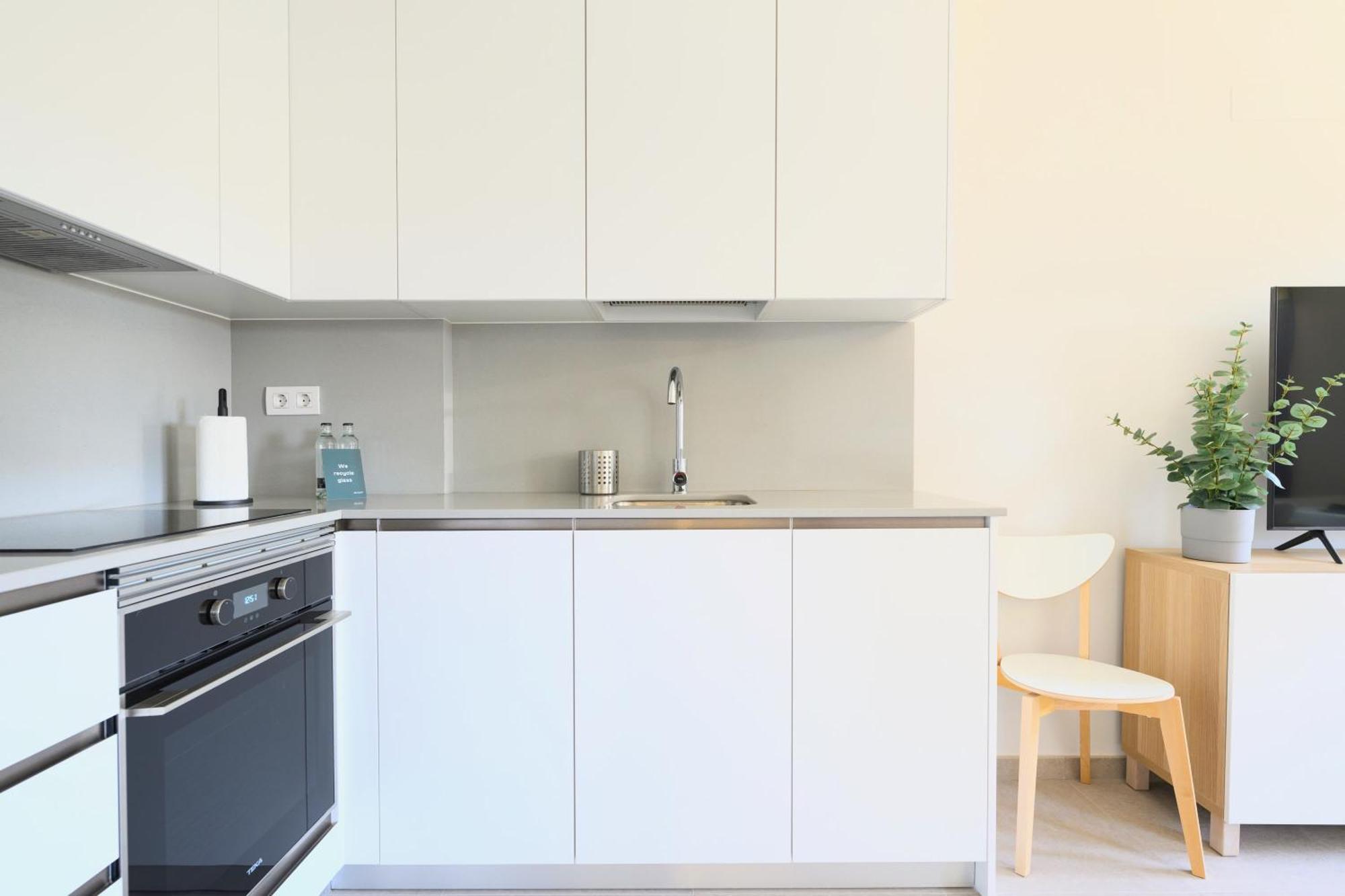Brand New 2br With Auto Check-in