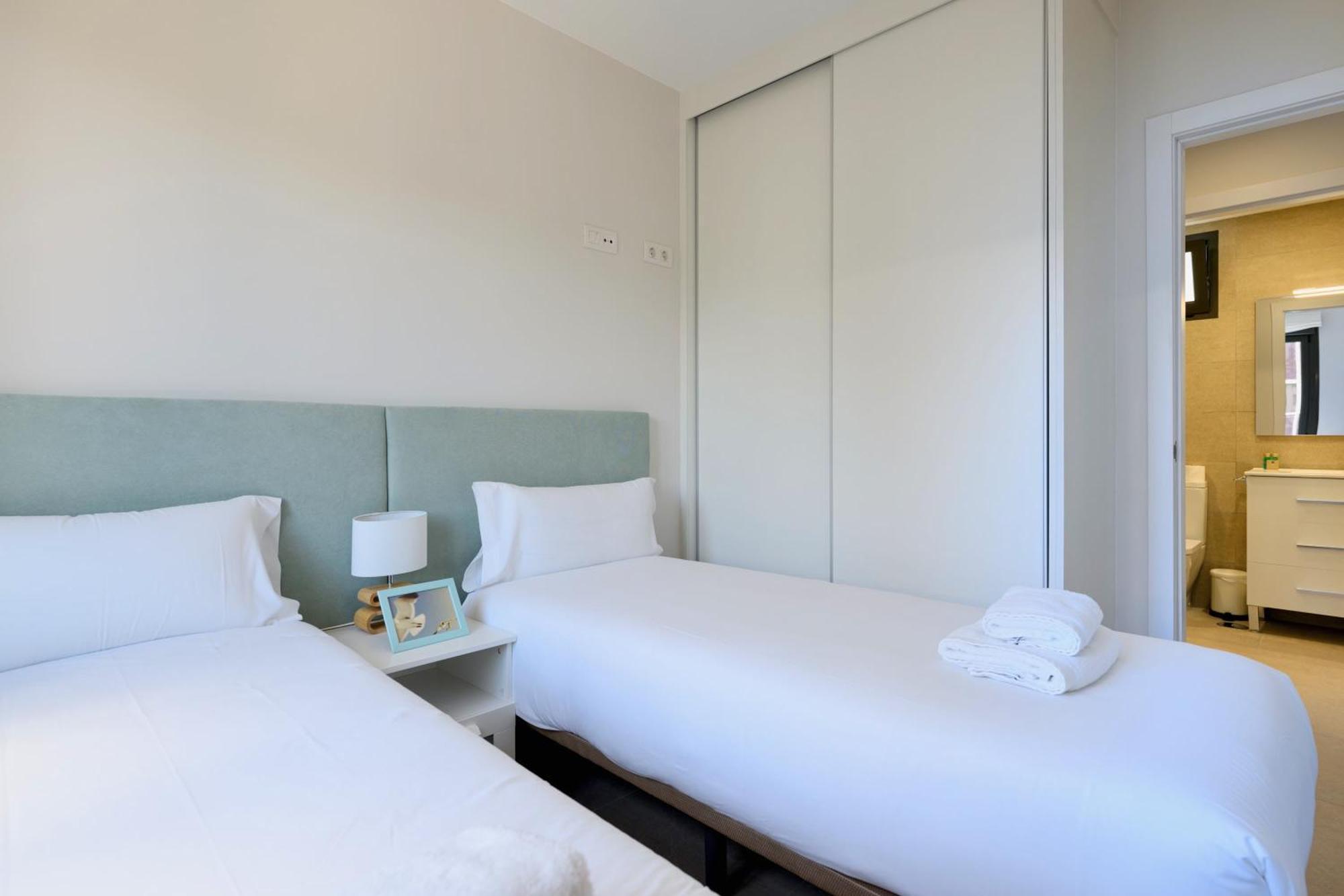 Brand New 2br With Auto Check-in *